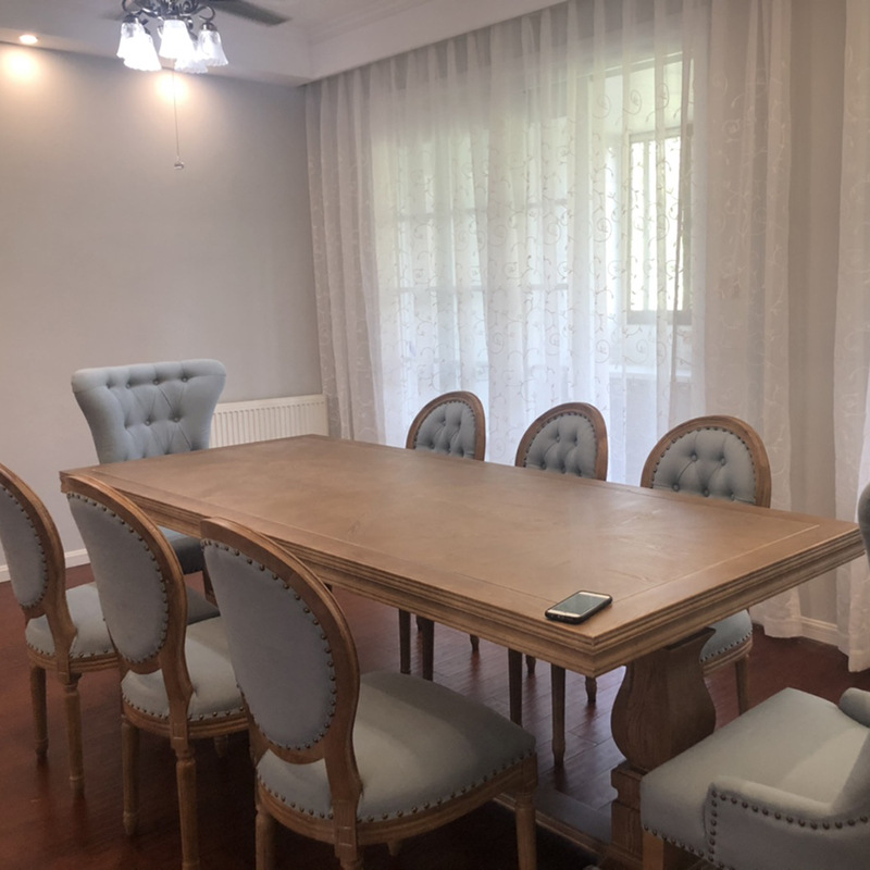 Is the wooden dining table easy to clean? dining table manufacturers