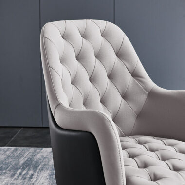 Light luxury solid wood dining chair